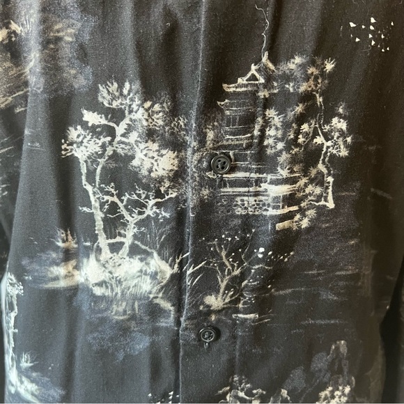 Abstract Print Button Down Long Sleeve Shirt Size XS - Picture 5 of 9